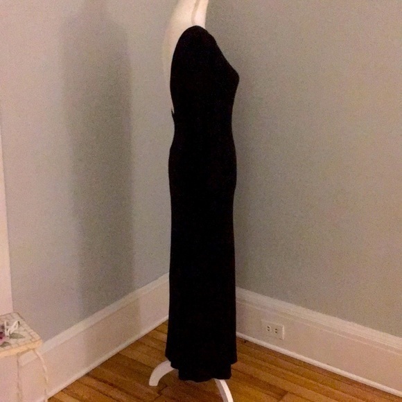 Rex Lester elegant low back black gown - Picture 2 of 6